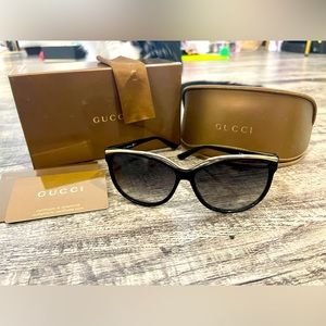 Gucci GG 3155/S Black Gold Tone Oversized Cat Eye Sunglasses - 2013